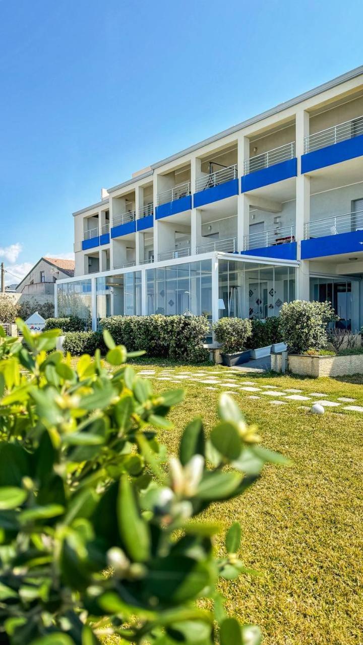 Appartamenti Vacanze Villa Meo Villafranca Tirrena Exterior photo